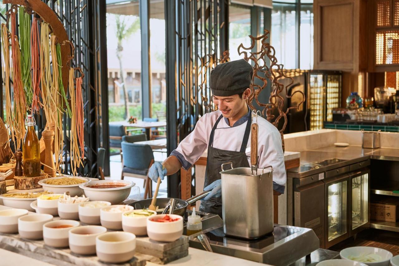 Moevenpick Waverly 5* Дуонг-Донг